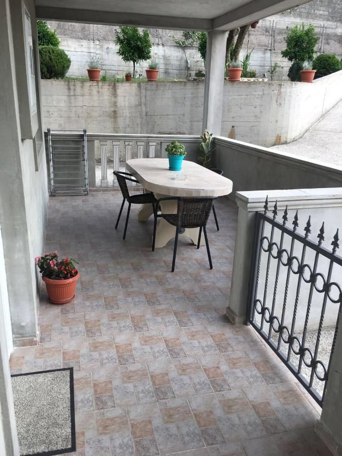 Апартаменты Apartment Elena Тиват